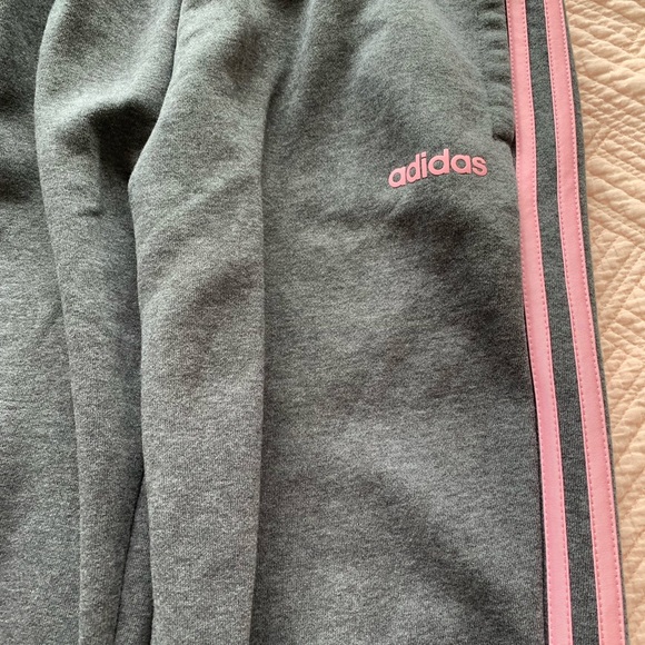 Adidas grey/pink track pants size Medium - Picture 3 of 3